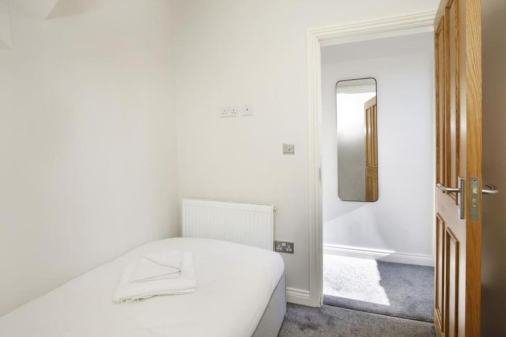 Holiday home Large Renovated 4 Bed York